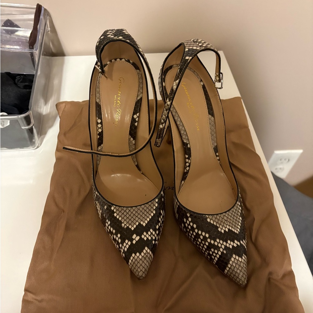 Gianvito Rossi Black and Cream Snake Print Heels